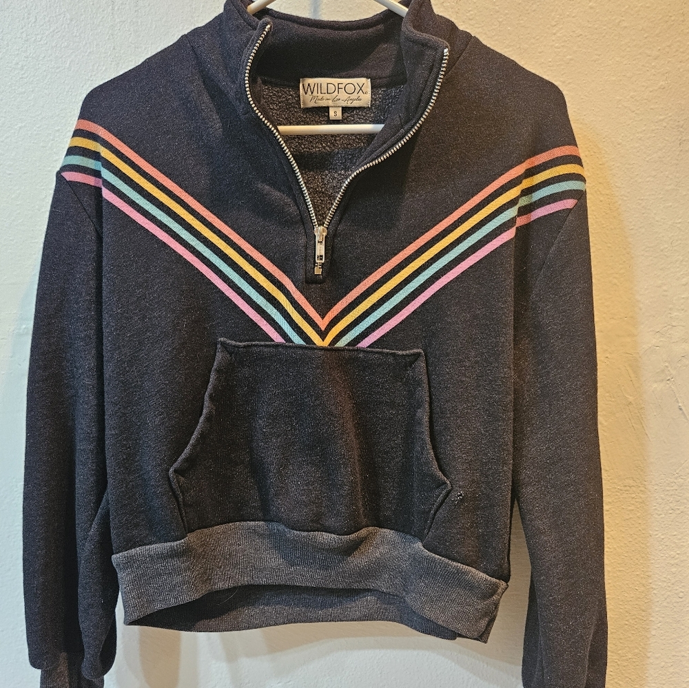 ✨️WILDFOX BLACK RETRO STRIPED HALF ZIP PULLOVER HOODIE SIZE SMALL✨️